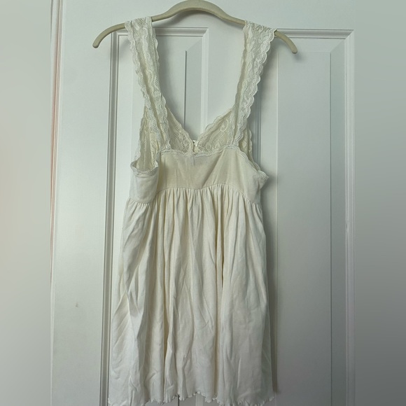 Victoria’s Secret Sleep Tunic - Picture 2 of 3